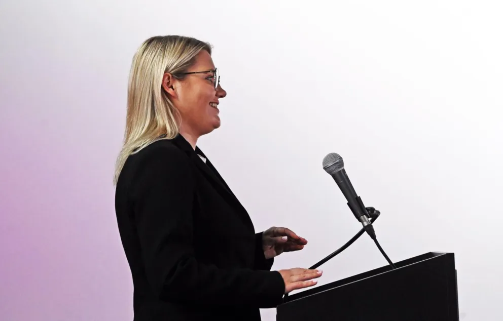 Aleksandra Owca na wiecu: wierzę, że możemy wybrać Kraków, który w końcu działa dla ludzi