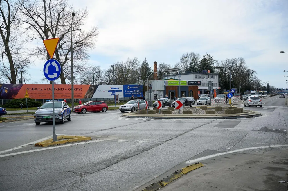 Przebudowa ronda przy Owintarze w Tarnowie z opóźnieniem. Wciąż nie ma organizacji ruchu