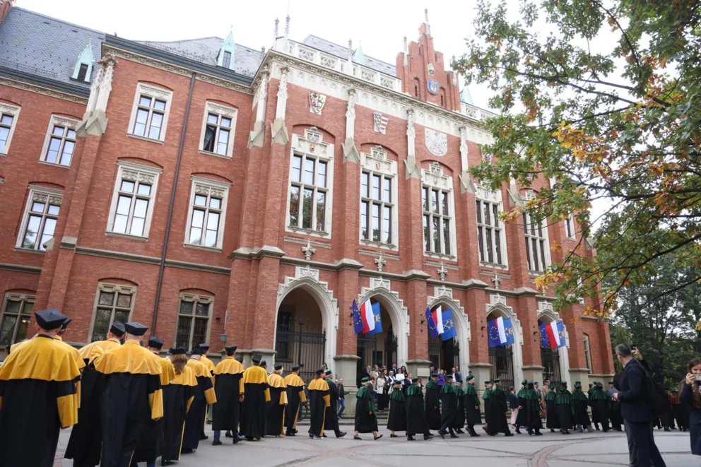 Orszak profesorów UJ na inaugurację roku akademickiego. To już tradycja