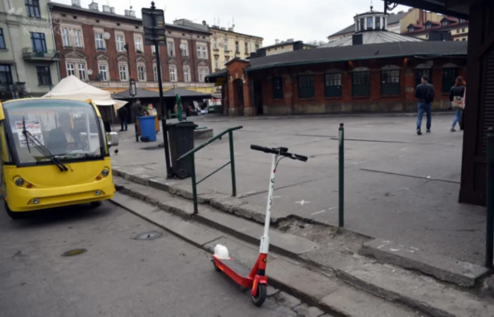 Jaka jest przyszłość elektrycznych hulajnóg w Krakowie?