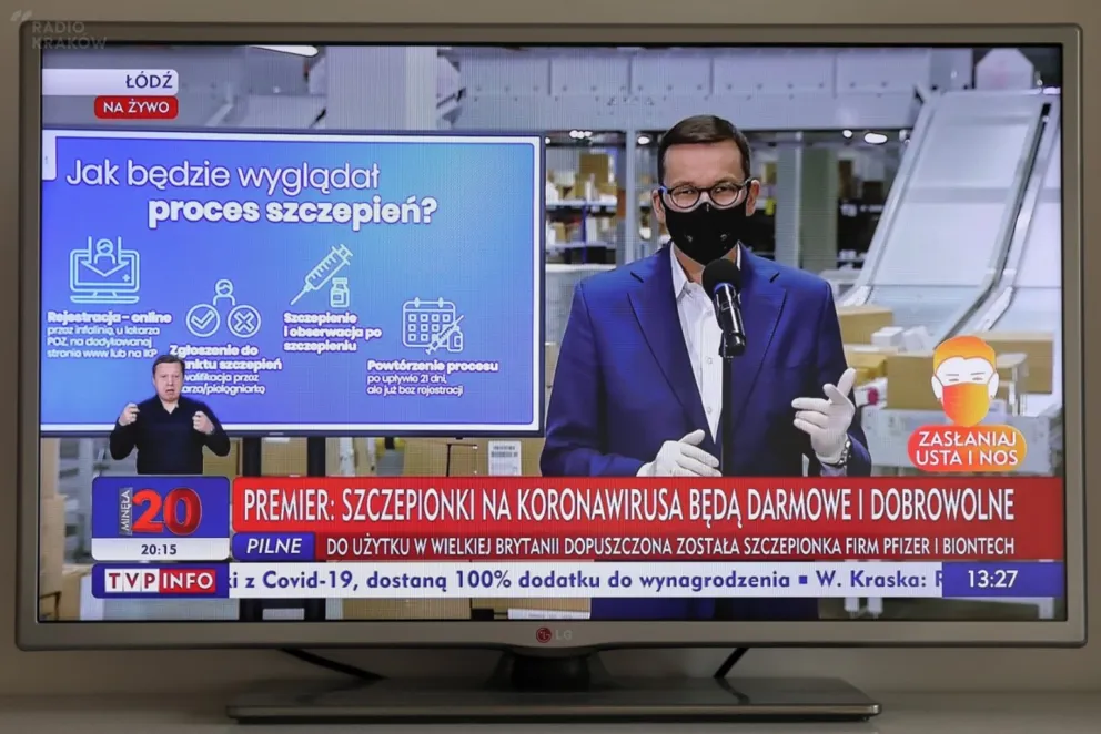 Szczepionki będą darmowe, dobrowolne i dwudawkowe. Zamówiono 45 mln dawek
