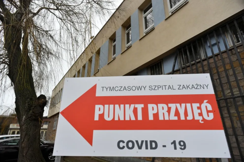 Ministerstwo Zdrowia: 14 151 nowych zakażeń koronawirusem, zmarły 553 osoby