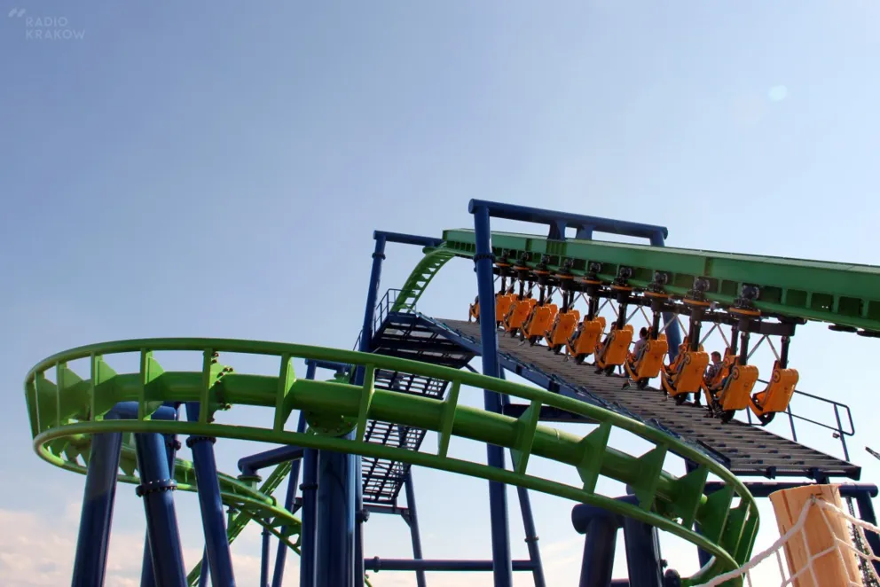 Rollercoaster "Dragon" w Zatorze, fot. Marek Mędela 