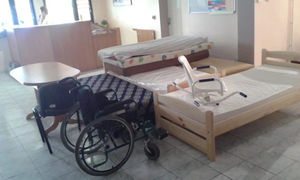 W większości małopolskich DPS-ów przywrócono odwiedziny