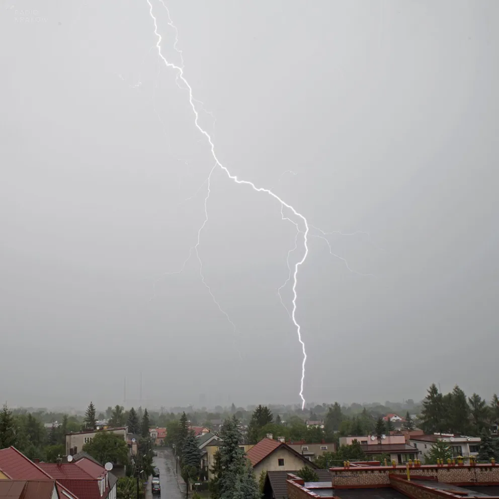 Burza w Krakowie 16.08.15 fot: Radosław Zachwieja