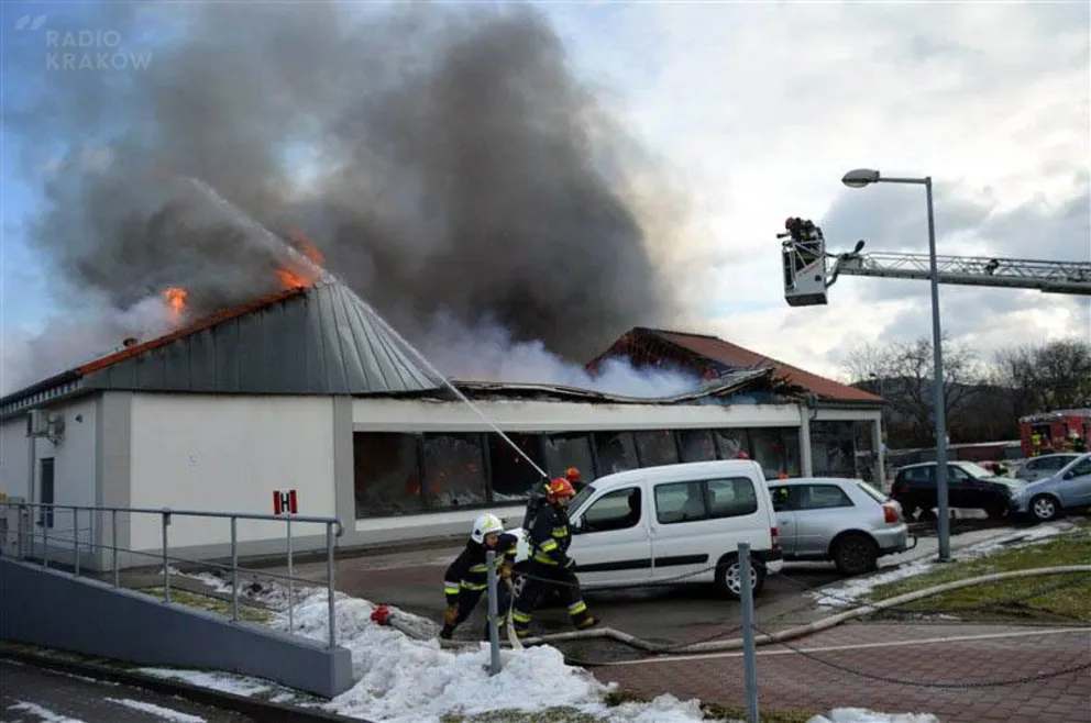 Pożar marketu w Wadowicach. Budynek spłonął doszczętnie