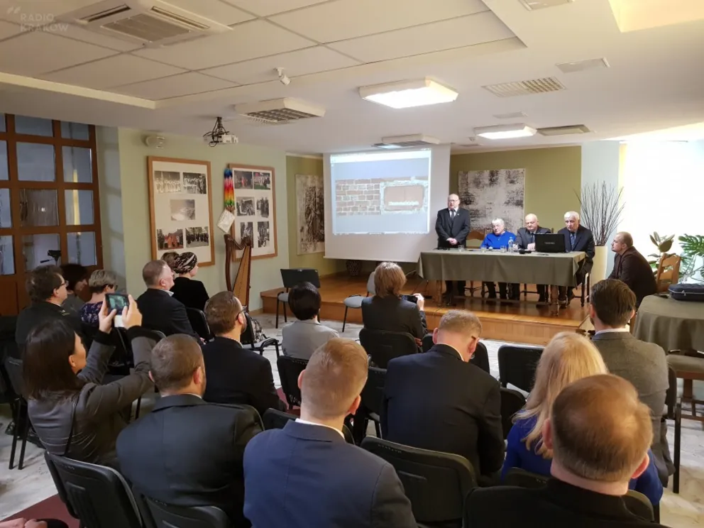 "Niezatarte ślady życia" -   książka, która ukazuje się w przeddzień 74. rocznicy oswobodzenia KL Auschwitz-Birkenau