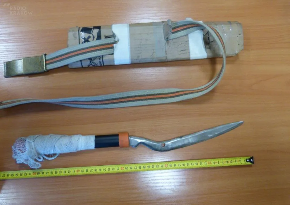 37-latek z Brzeszcz terroryzował okolicę. Usłyszał zarzuty i trafił do aresztu