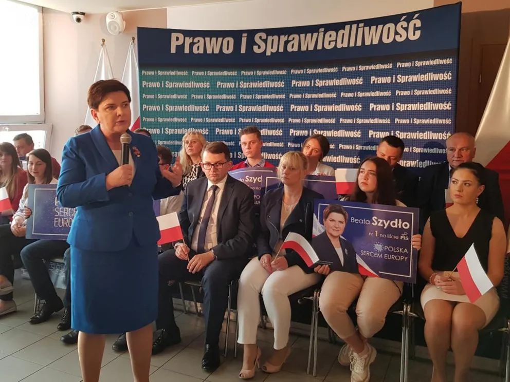 Beata Szydło: Obowiązkiem polskich eurodeputowanych jest zawsze bronić interesów Polski