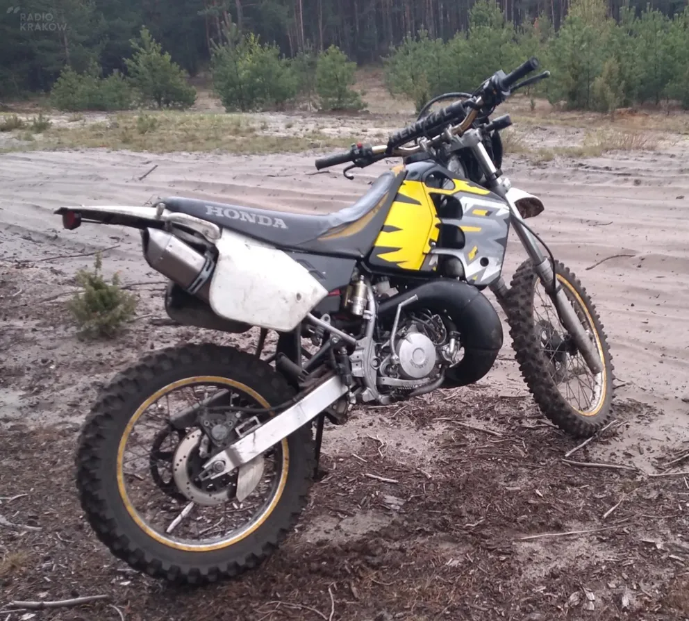 22-latek podczas snu domowników włamał się do domu i ukradł motocykl