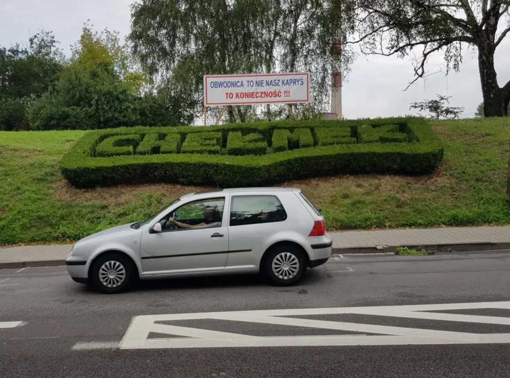 Mieszkańcy Chełmka i Podolsza domagają się budowy obwodnic