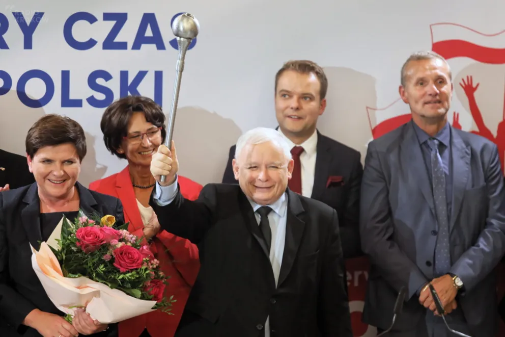 Jarosław Kaczyński: w 2015 r. zaczęliśmy odbudowę Polski, która miała podstawę moralną i historyczną