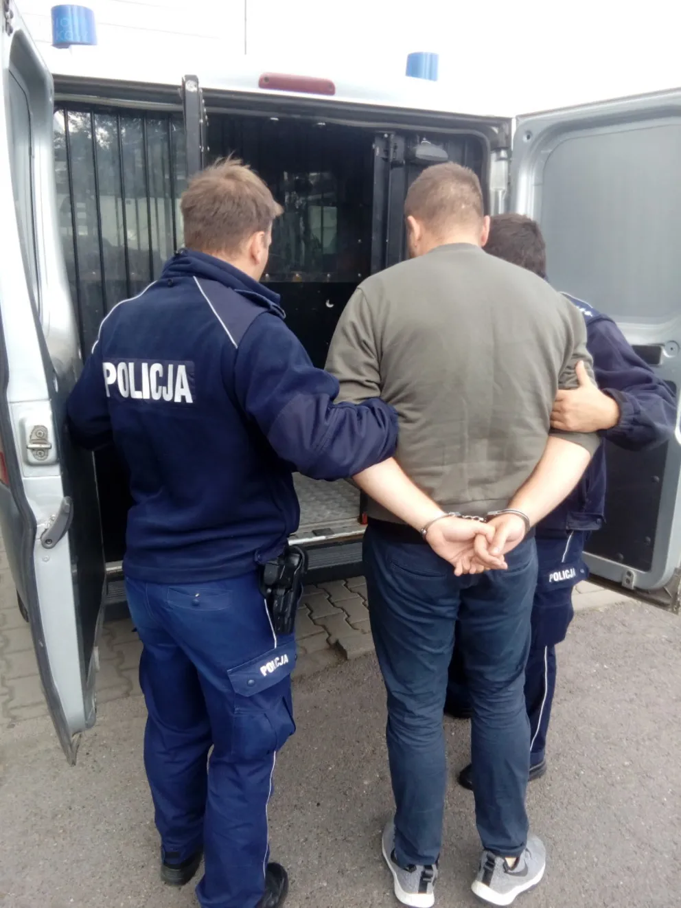 Olkusz: Areszt dla podejrzanego o oszustwa metodą „na policjanta”