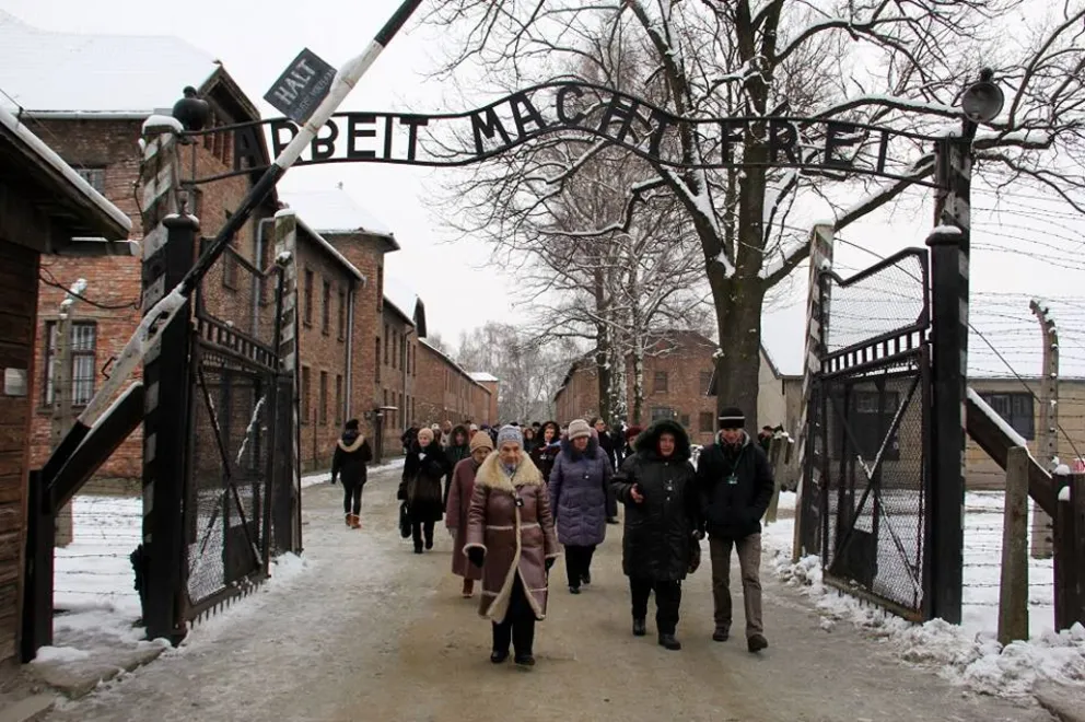 27.01. 2020 r.  75. obchody wyzwolenia byłego niemieckiego, nazistowskiego obozu Auschwitz-Birkenau