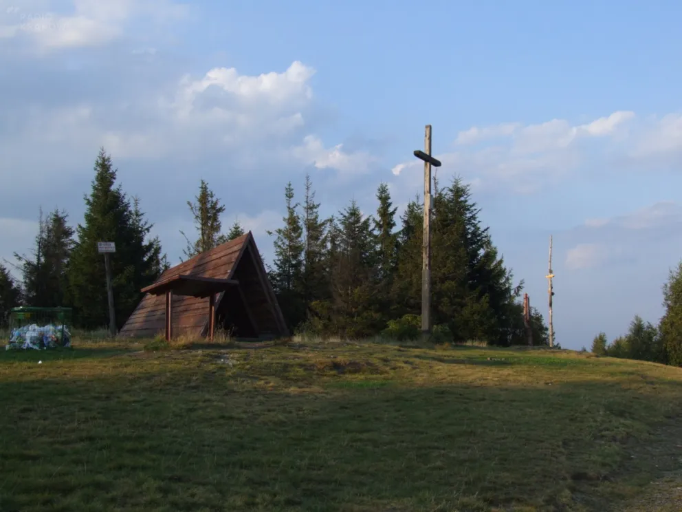 Beskidy: warto wybrać się w góry; na szlakach warunki są dobre