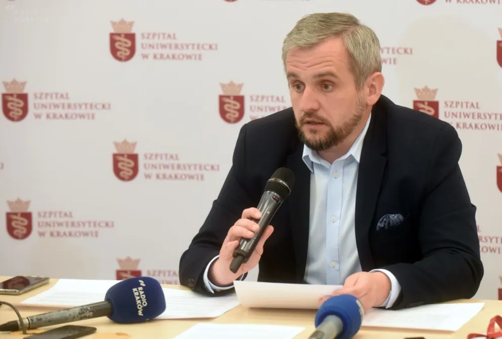 Dyrektor Szpitala Uniwersyteckiego odpowiada pielęgniarkom. Wyższe pensje - tak, ale nie dla wszystkich