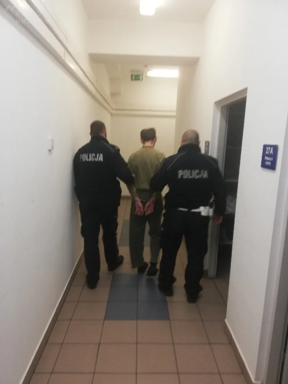 Chrzanów. Kiedy usiłował dokonać rozboju przy użyciu młotka, zgubił dokumenty