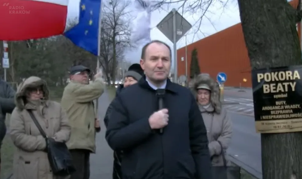 Happening KOD w Oświęcimiu. Uczestnicy odmówili... pseudolitanię