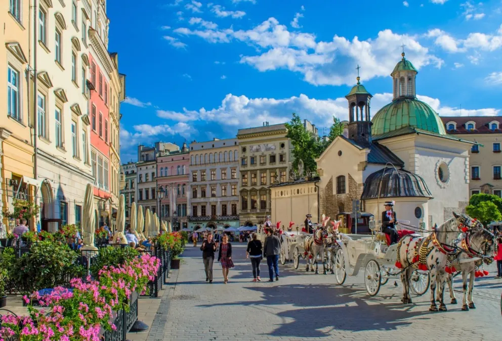 Kraków do końca czerwca znacząco obniża opłaty za ogródki gastronomiczne
