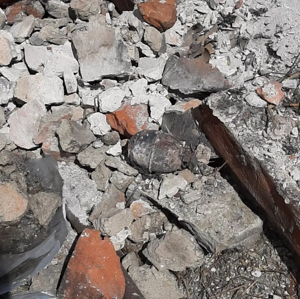 Wadowice: podczas prac rozbiórkowych znaleziono granat