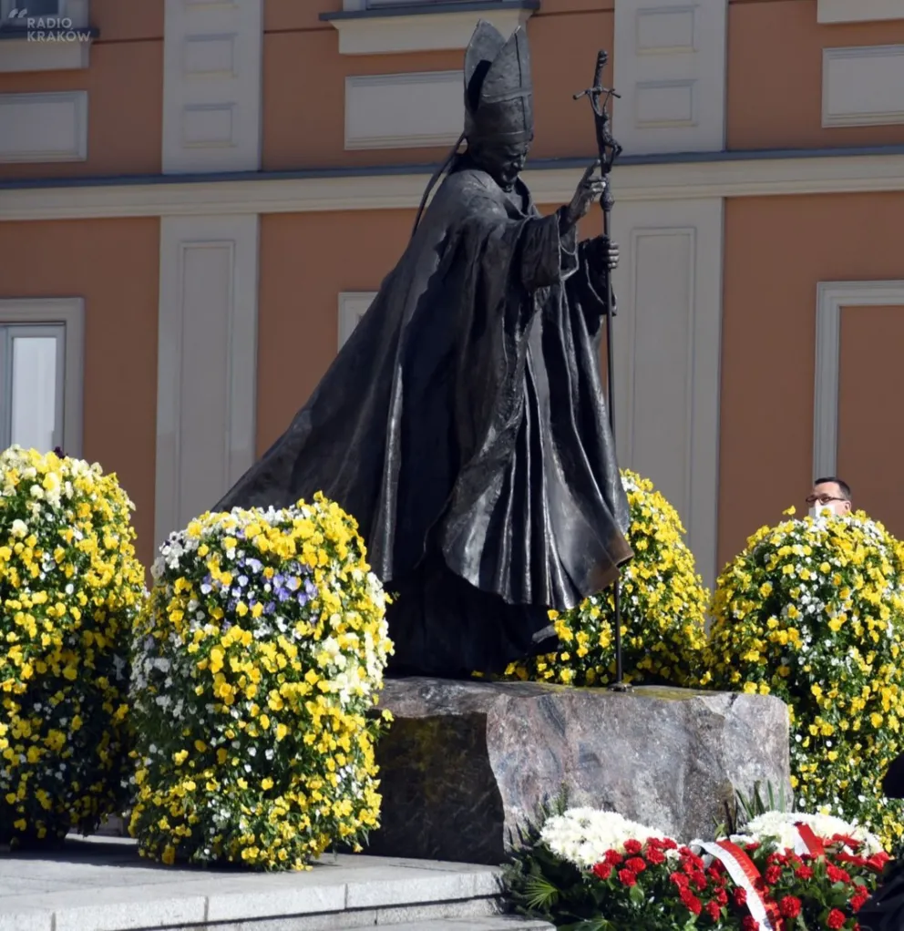 Abp Gądecki: Jan Paweł II był darem Boga dla Polski, Europy, świata i Kościoła