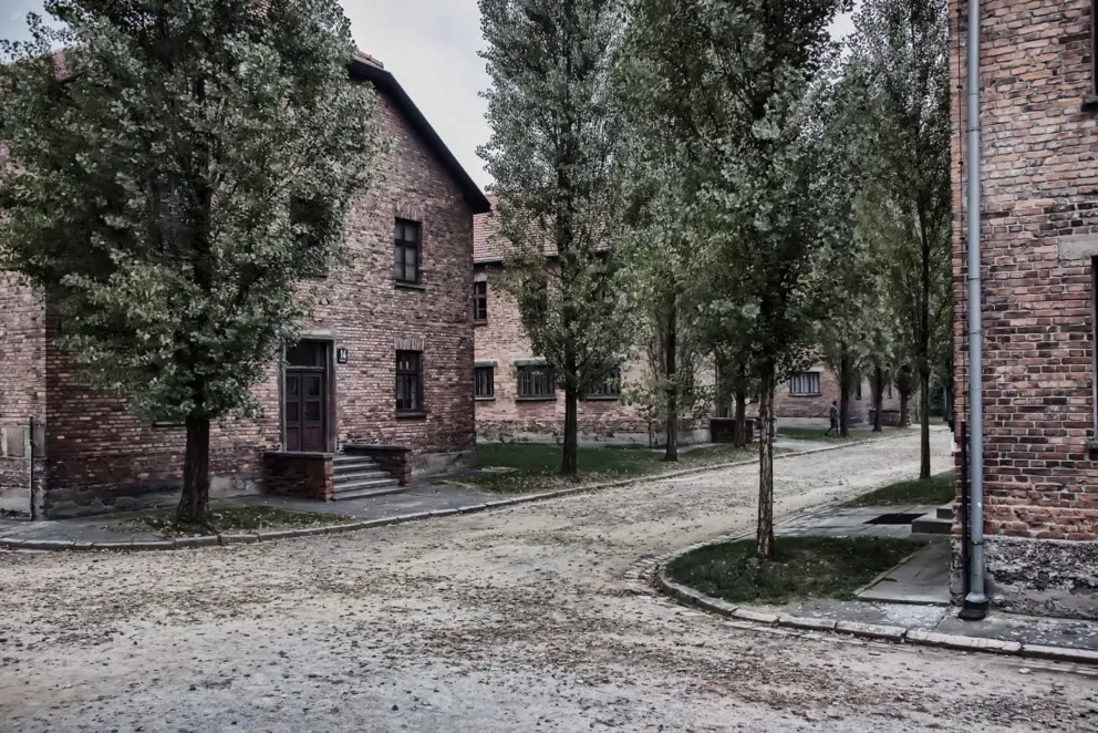 Od 1 lipca ponownie można zwiedzać Muzeum Auschwitz