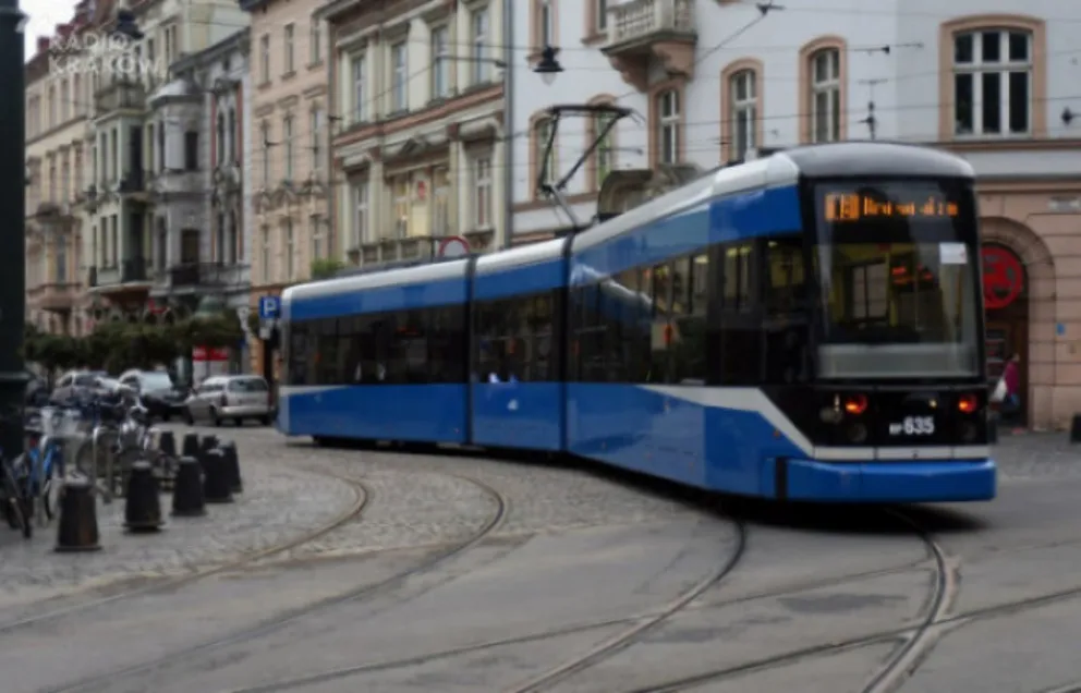 W krakowskiej komunikacji miejskiej drzwi znowu otwierają się na przycisk