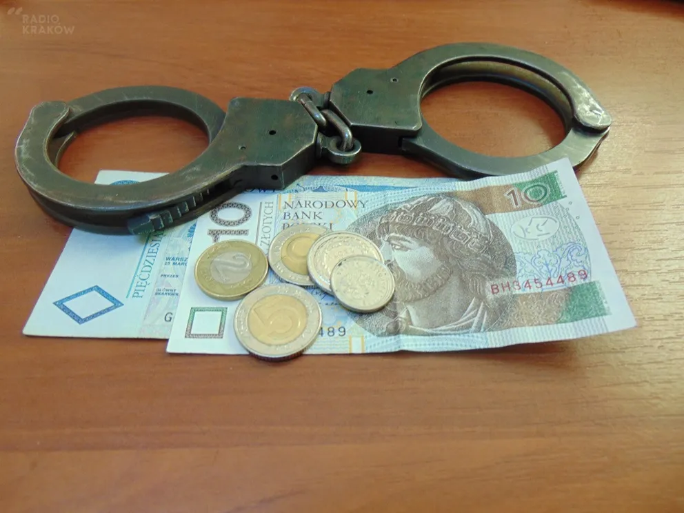 Chełmek. Małżeństwo ze Śląska dopuściło się oszustwa dla kilkudziesięciu złotych