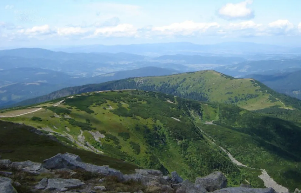 Słonecznie w Beskidach, warunki na szlakach dobre