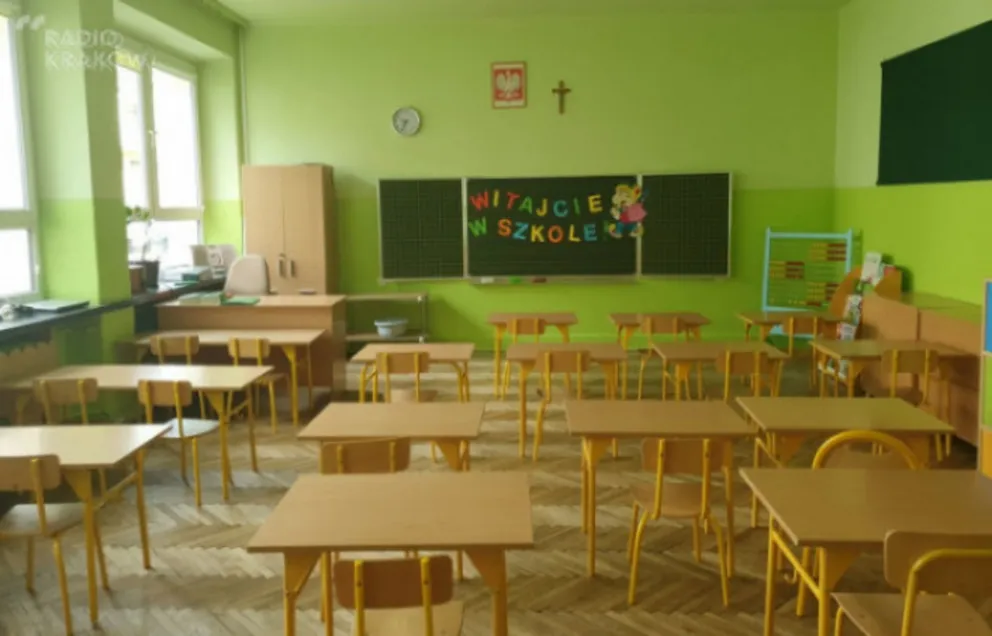 Szkoła Podstawowa nr 2 w Krakowie zawiesza zajęcia dla klas 4-8