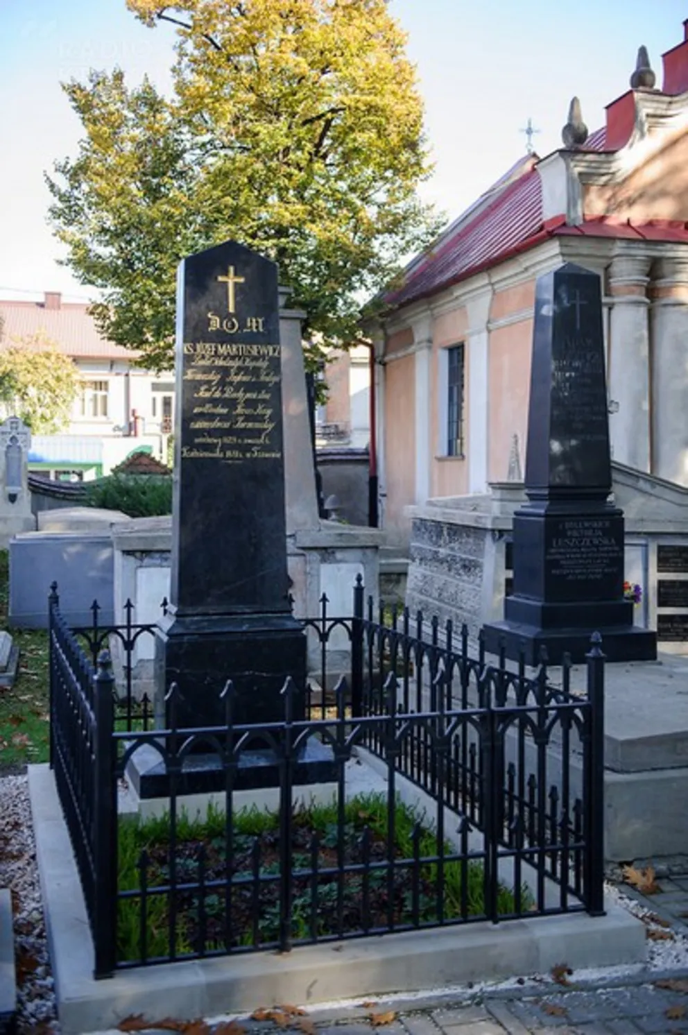 Odnowione nagrobki na Starym Cmentarzu w Tarnowie