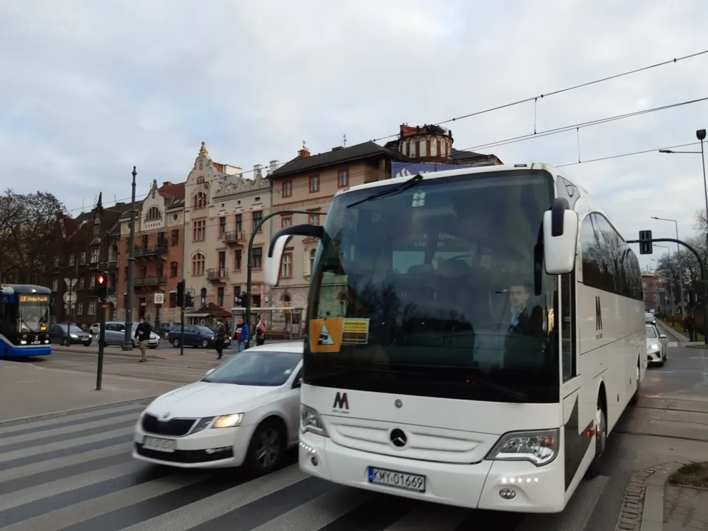 Właściciele firm przewozowych protestowali w Krakowie. Chcą skutecznej pomocy w kryzysie