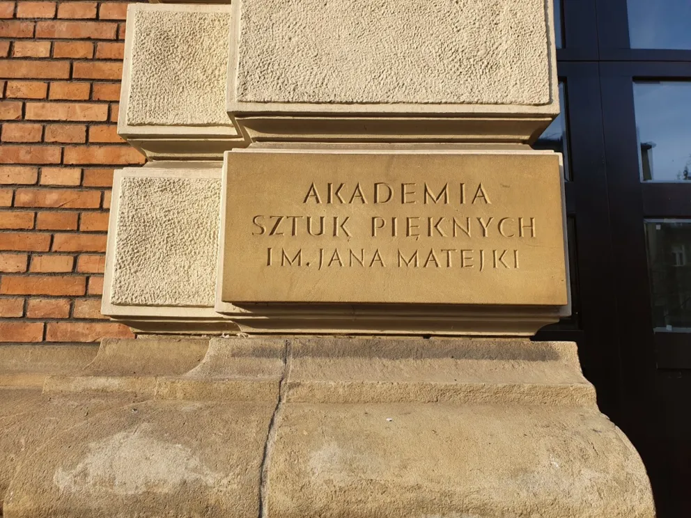 Akademia Sztuk Pięknych uruchomiła konsultacje psychologiczne