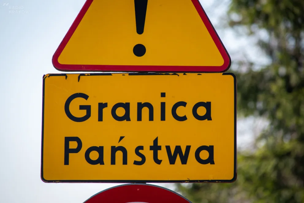 Zatrzymane transporty środków ochrony; miały trafić na Węgry i Słowację