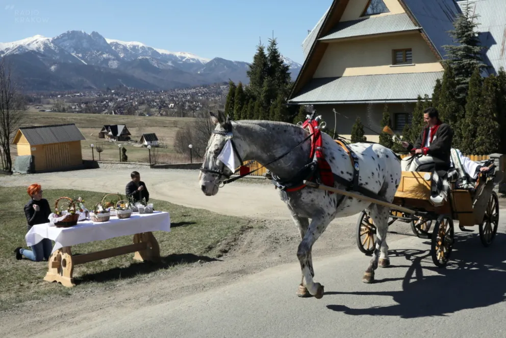 Zakopane: Nietypowe święcenie pokarmów w czasie epidemii