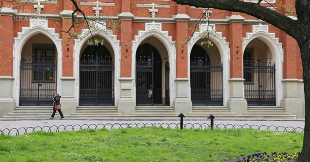 "Już na studiach trzeba zdobywać doświadczenie zawodowe"