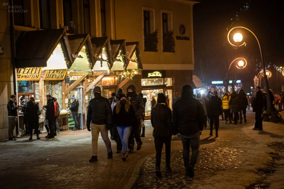 Zakopane pełne turystów, noc minęła bardzo spokojnie
