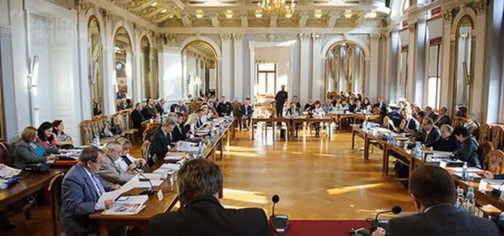 Echa afery "łącznikowej". PO rozstaje się z "Tarnowianami"